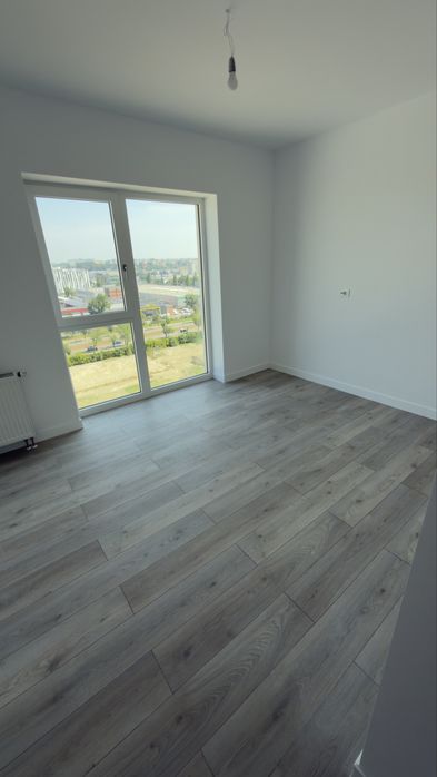 Inchiriez apt 3 camere, nemob, 85 mp, panoramic, parcare subterană - Silk District