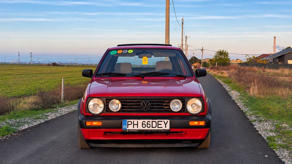 VOLKSWAGEN Golf 1988 — imagine 1