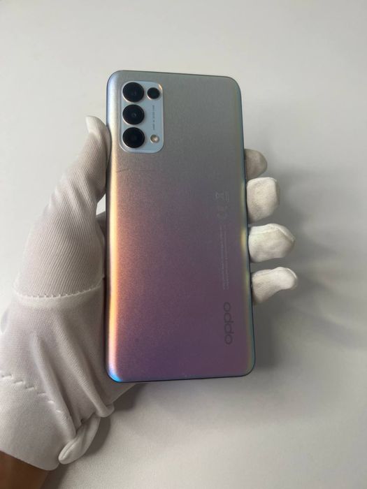Oppo Reno 5 телефон