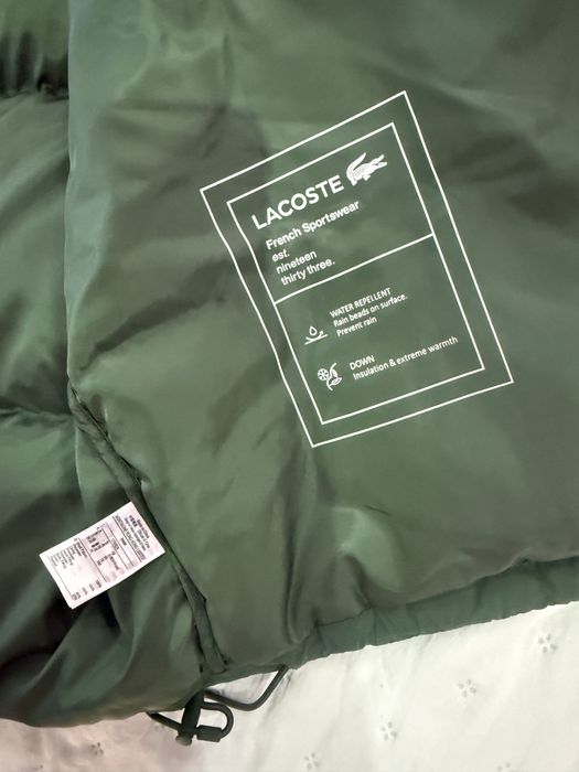 Продам куртку лакост . Оригинал !