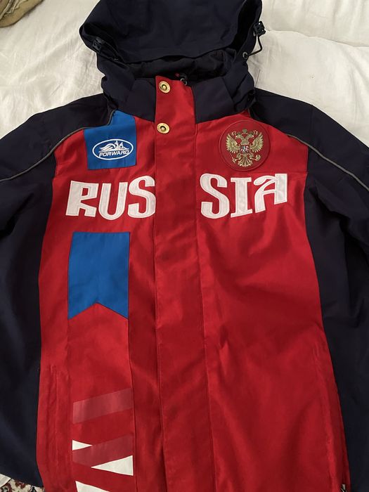 Продам сборная россия ветровка срочно