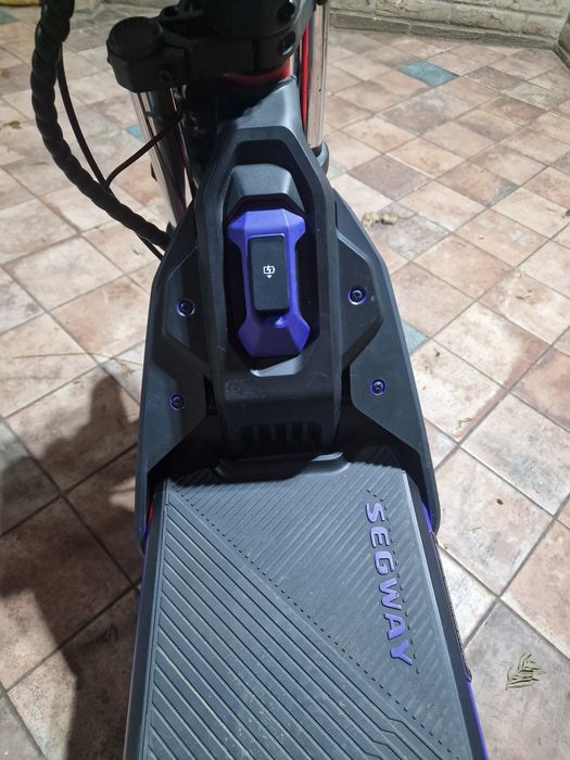 Trotineta electrica segway zt 3 pro