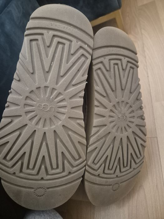 Ugg papuci piele intoarsa