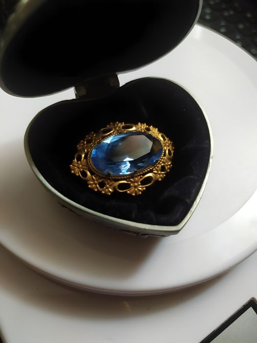 Винтажная брошь «Леденец»