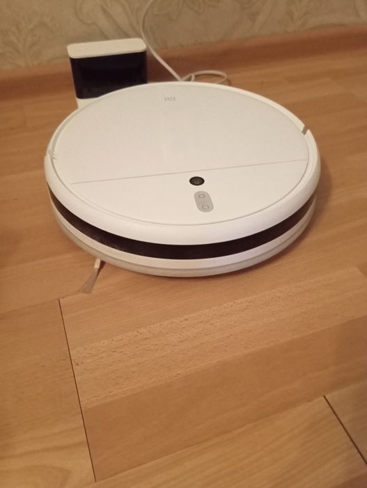 Продам Робот пылесос "Xiaomi"-24500