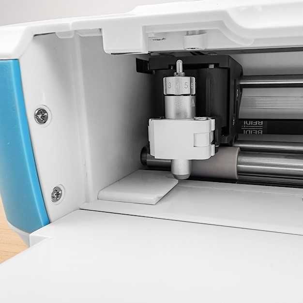 Режущий плоттер для гидрогелевых пленок MINI 140