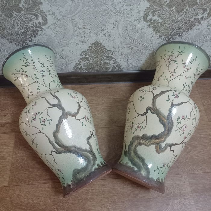 Срочно продаётся вазы