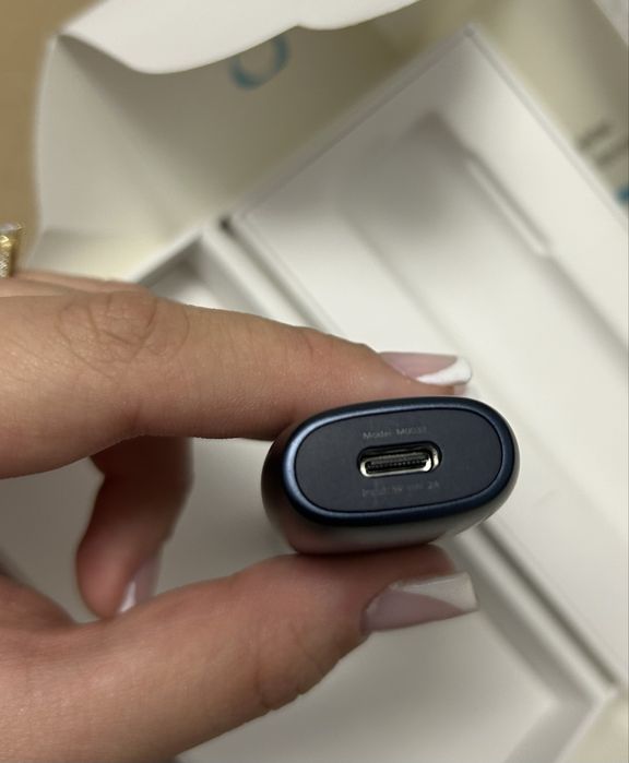 Vând IQOS Iluma One