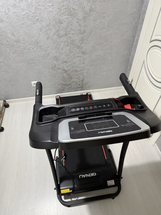 Беговая дорожка Genau