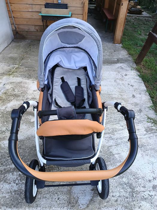 Cărucior pentru copii