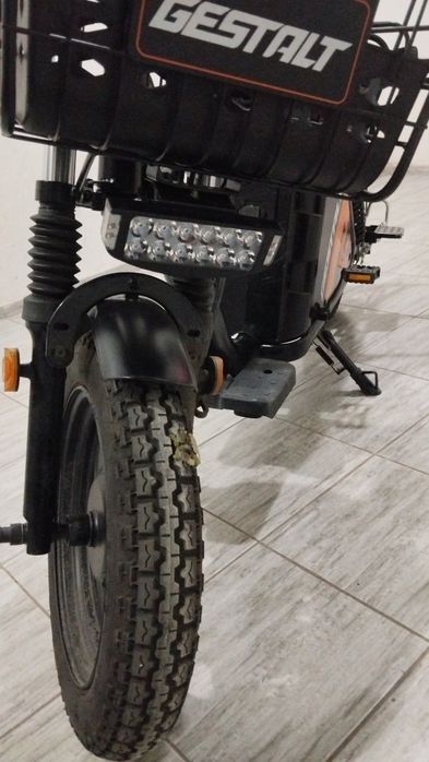 Продам электроскутер Gestalt оригинал