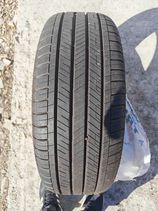 Продам летнюю резину