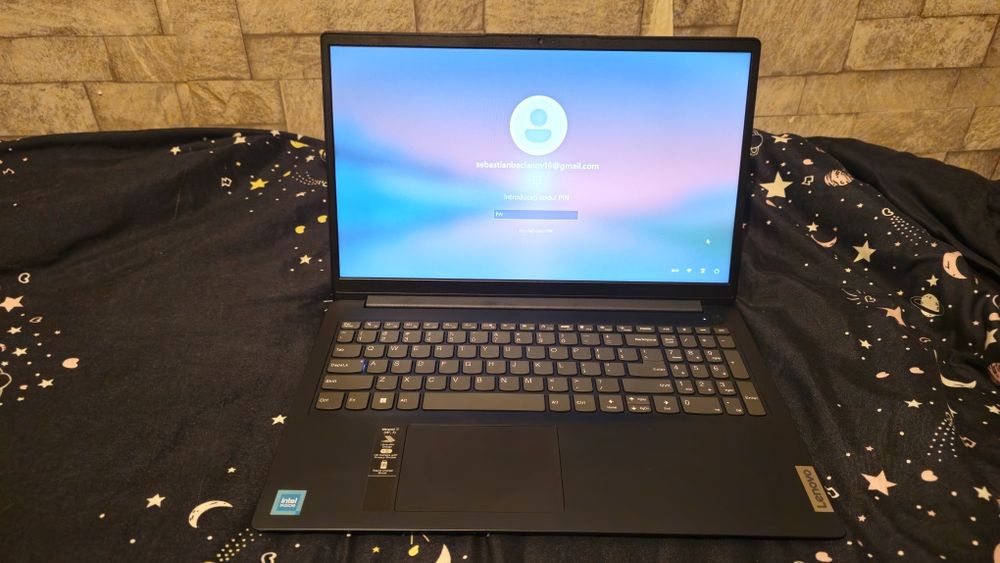 Laptop Lenovo IdeaPad 1 15IJL7.