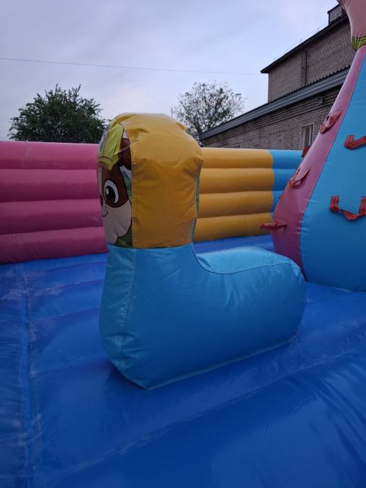 Продам новый детский батут 8х5