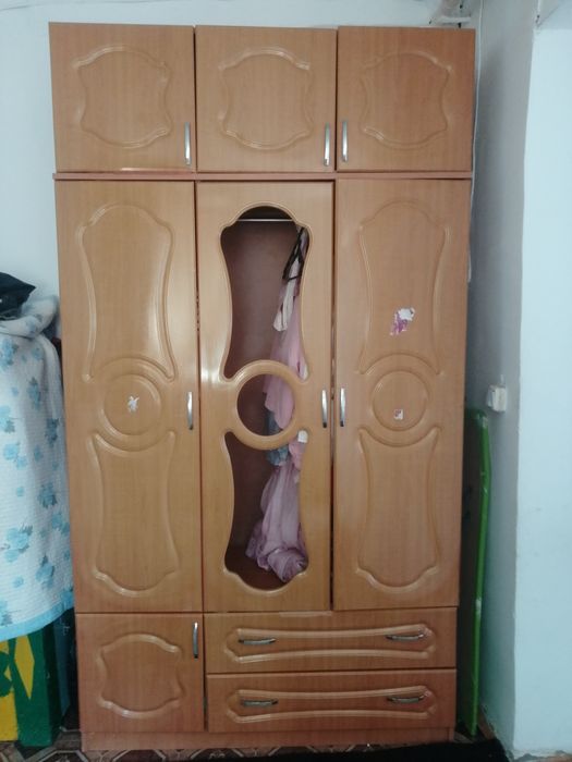 Шифонер буу, только зеркало нету.