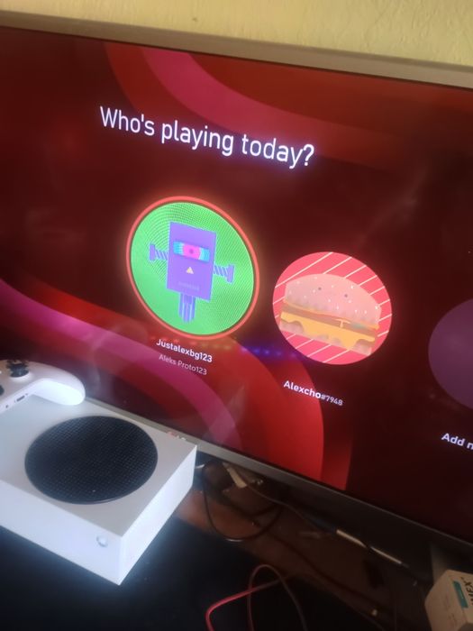 Xbox series s в перфектно състояние