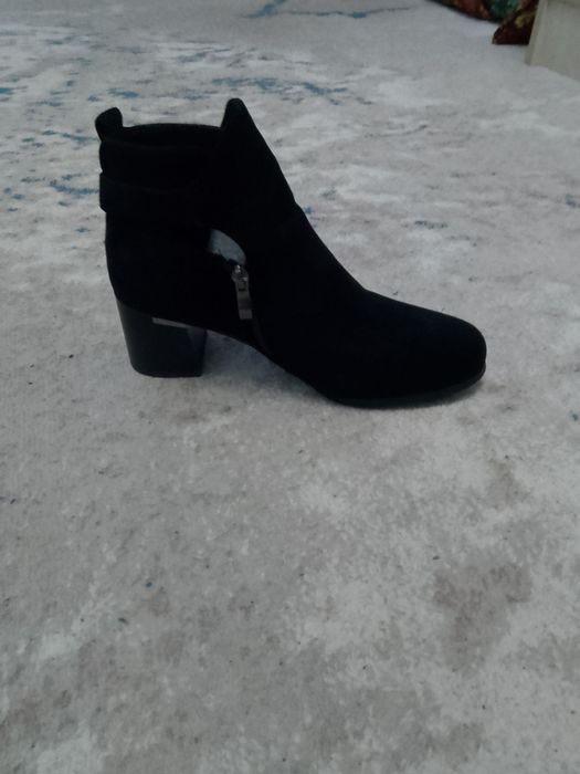 Полусапожки  замшевые