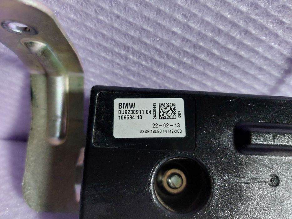 Modul amplificator antena BMW F11 F20 F21 F30 F31 Cod 9230911