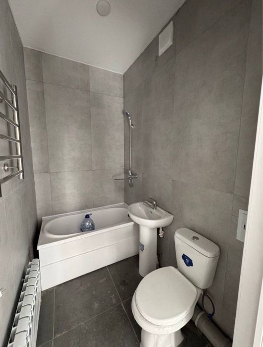 Продается 1 комнатная квартипа новостройка Ассалом Сохил Узбум