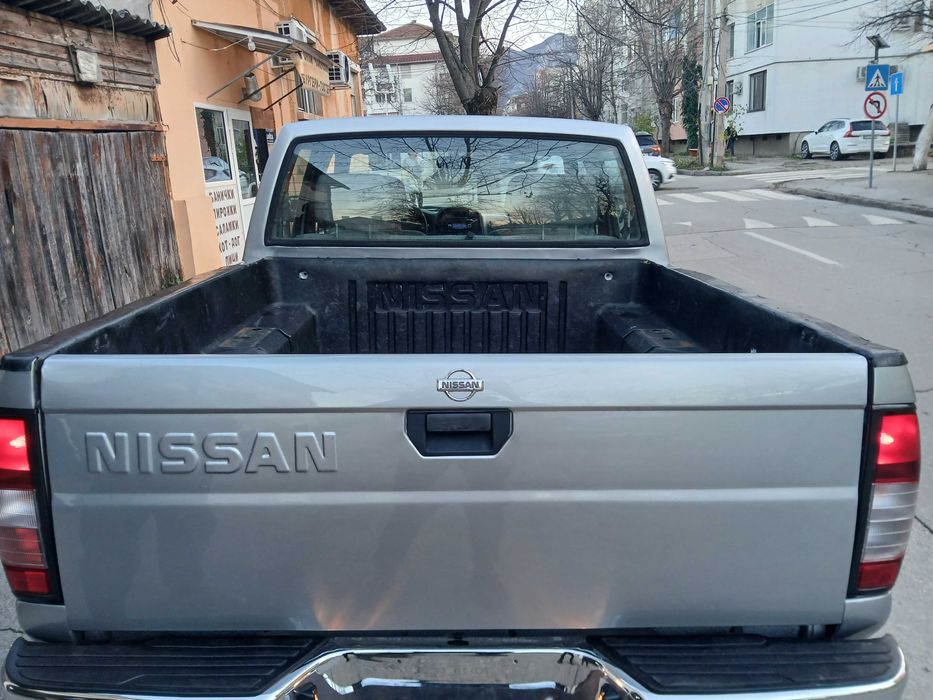 Nissan Navara 2.5 TD