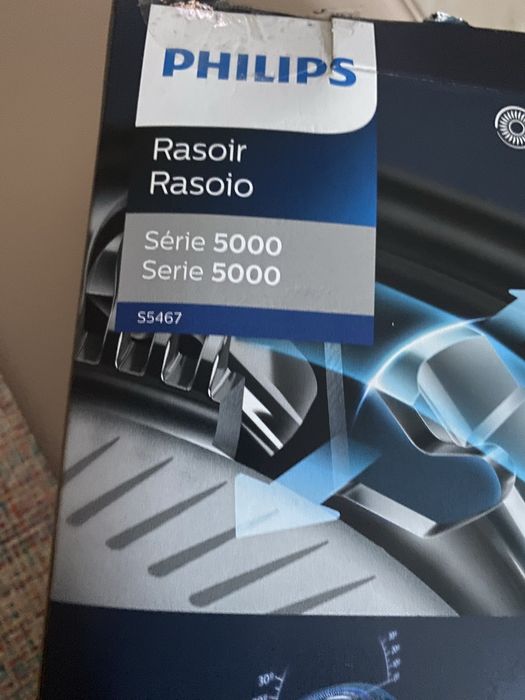 Aparat de ras seria 5000 Aparat de ras electric umed și uscat S5467/17