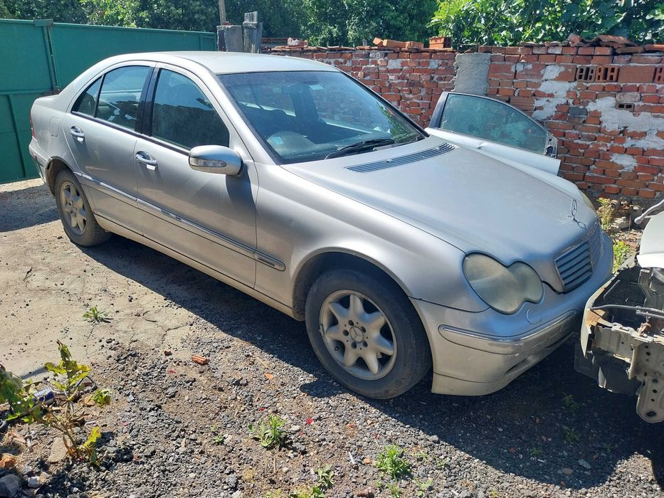 Мерцедес w203 c220cdi 143к.с. автомат на части