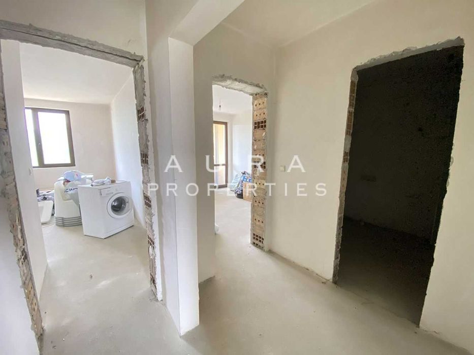 Продава се Тристаен апартамент в Разград, Васил Левски - 103 кв.м за 1065 €/кв.м - Снимка #13