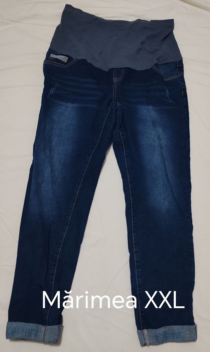 Vând blugi pentru gravide