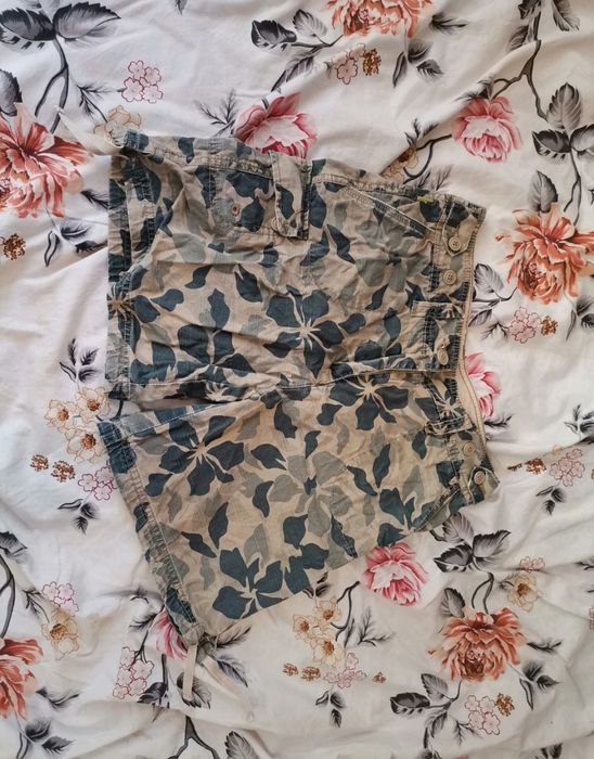 Pantaloni scurți damă