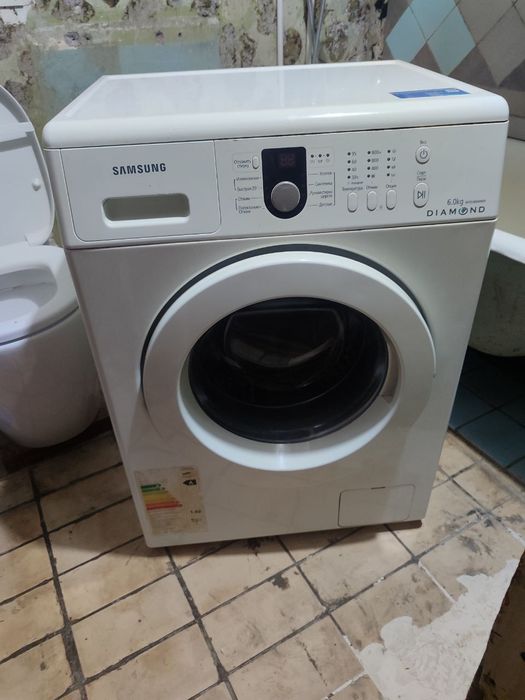 Срочно нужна продавать хороший стиральная машинка Samsung 6 кг