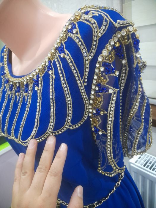 Нарядное платье для торжеств