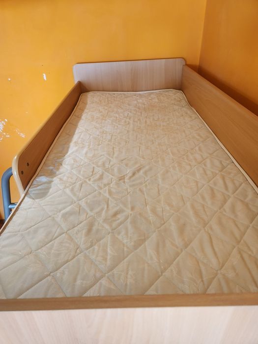Двойно легло с матраци