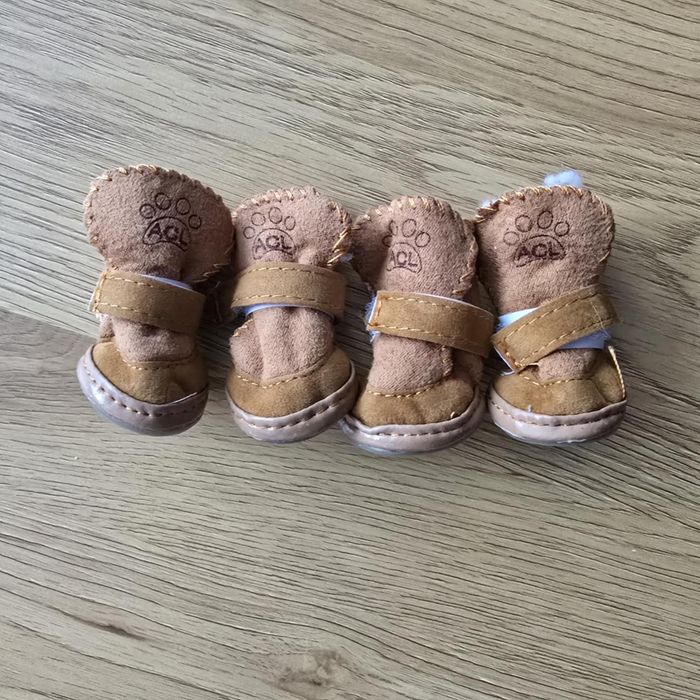 Обувки за малко куче - Чихуахуа