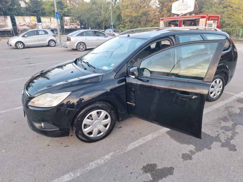 Ford Focus 1.4 бензин