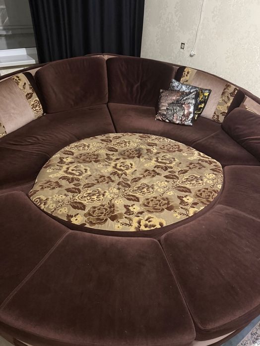 Круглый диван 3 метр