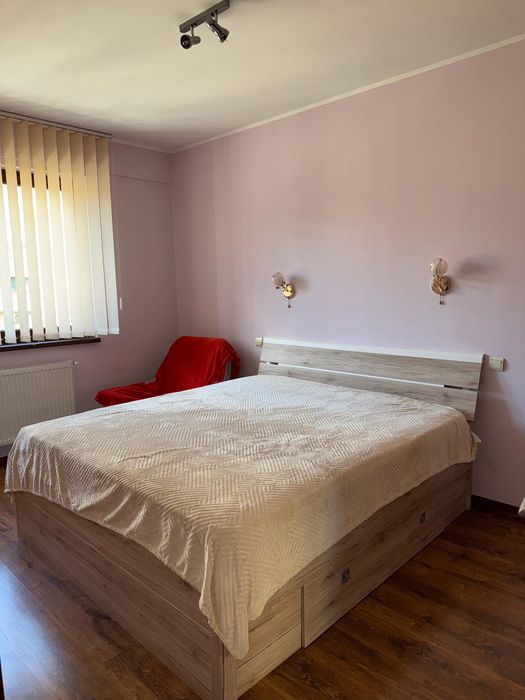 Apartament de închiriat
