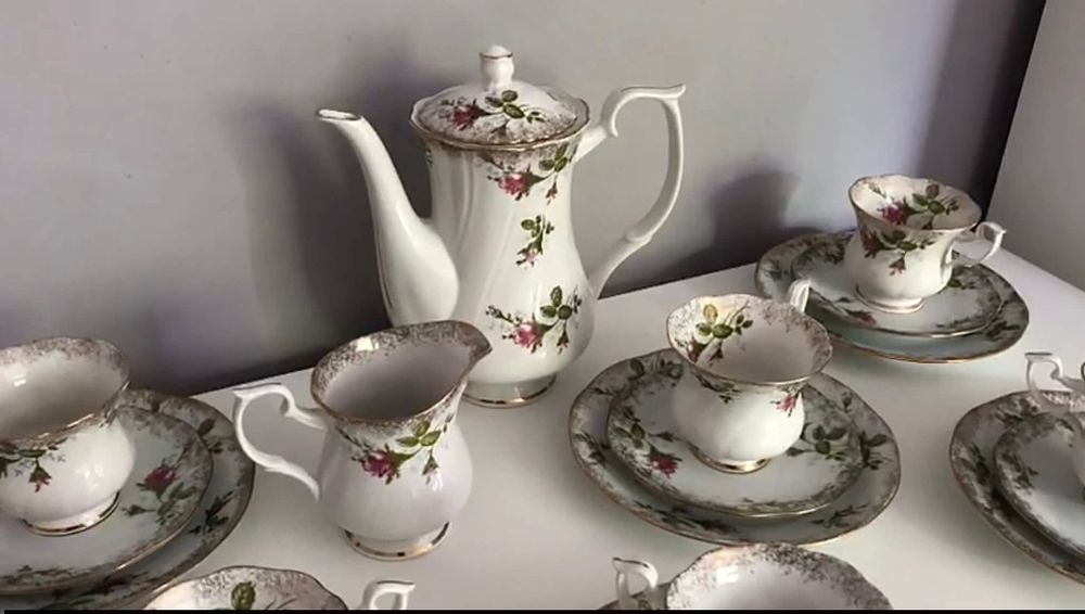 Serviciu de ceai vintage