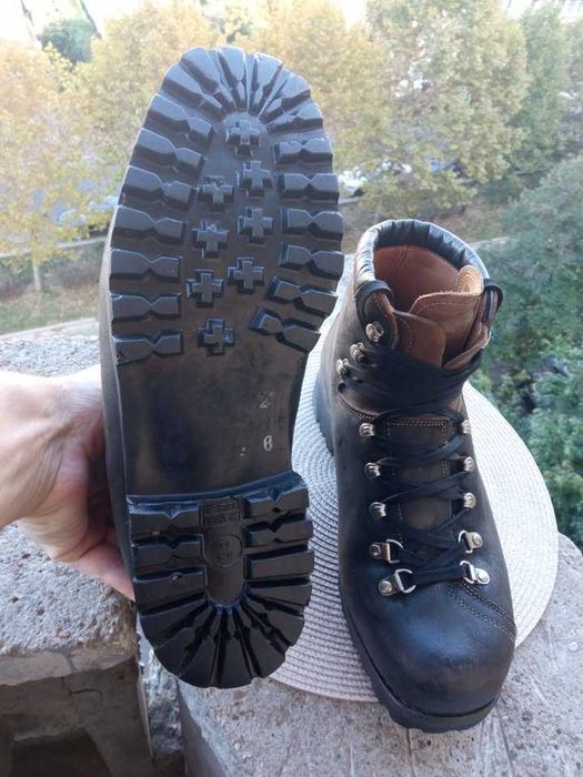 Bocanci piele Minerva, mar. 45 (29½ cm)