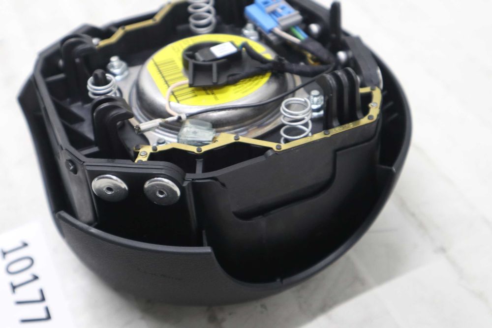 Чисто нов еърбег волан за Мини Р55 Р56 Р57