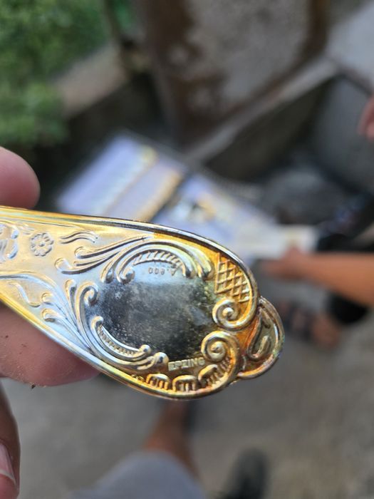 Посребрени прибори за хранене