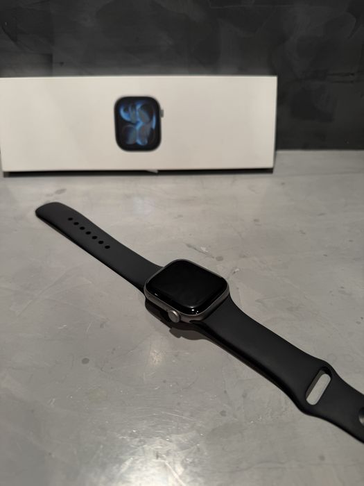 100% батерия! КАТО ЧИСТО НОВ Apple Watch 11 42 mm GPS Space Gray