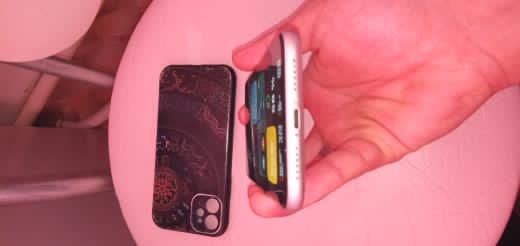 Айфон 11 срочно продоеться