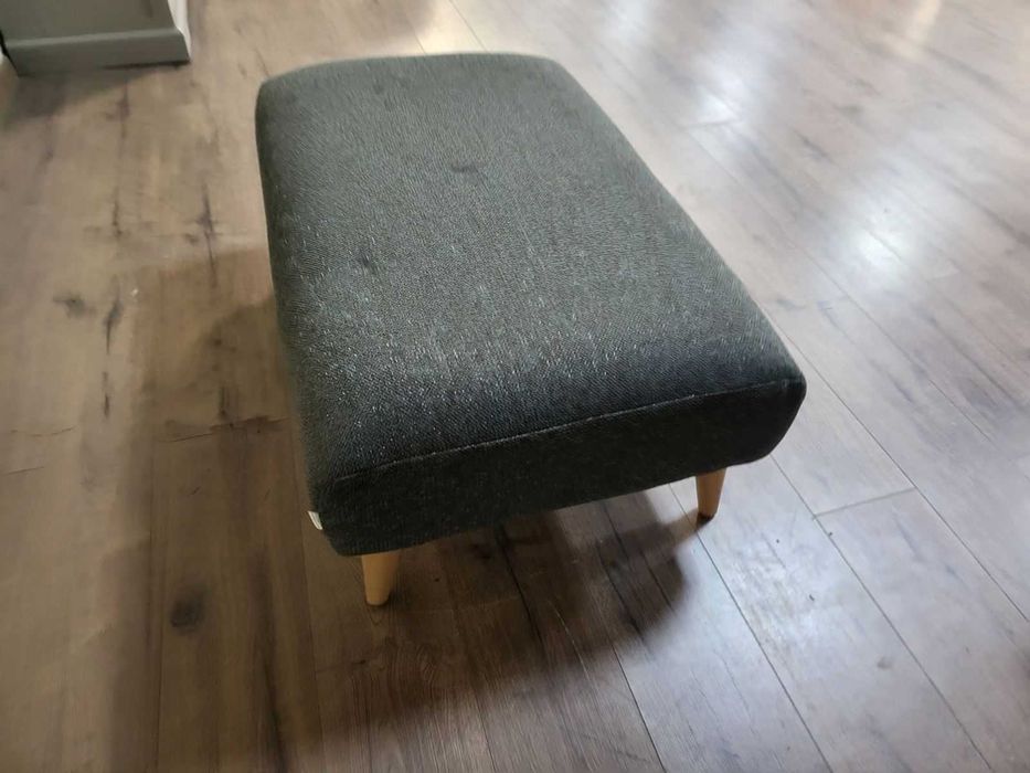 Сива табуретка от плат