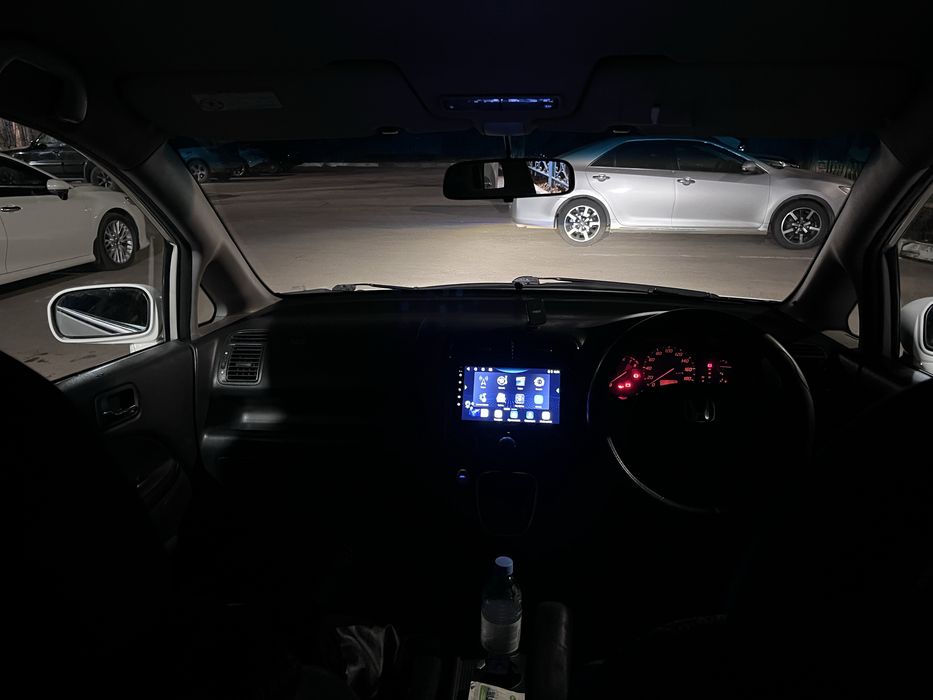 Продам машину honda stream