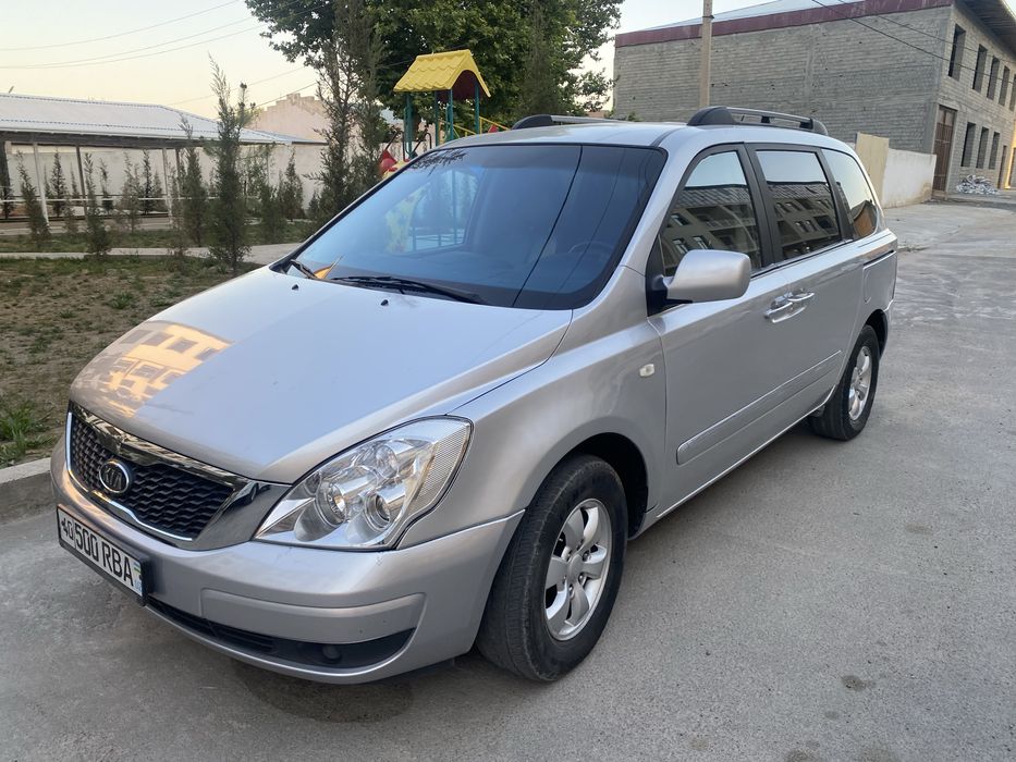 Срочно кия карневал сотилади скидка