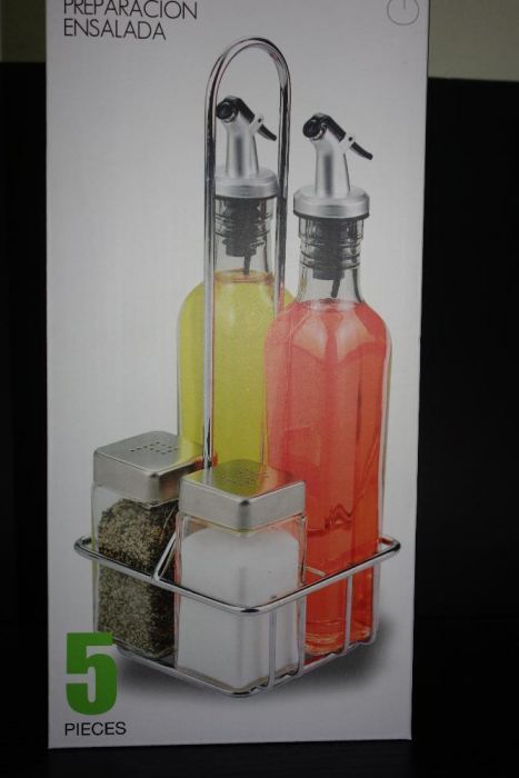 Оливерник квадратни прибори