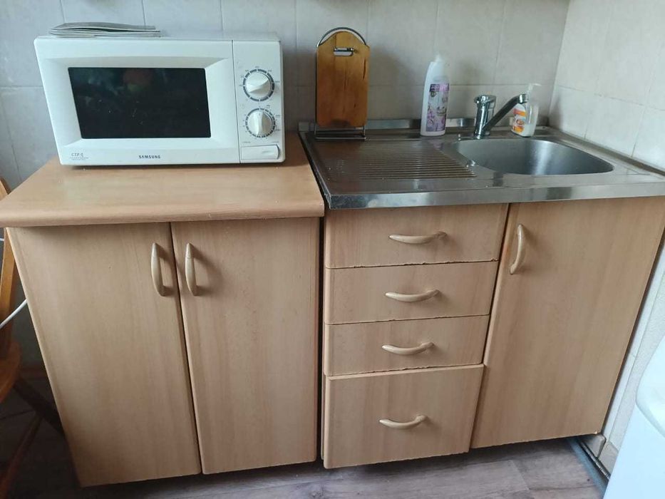 Шкаф кухонный б/у