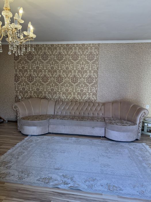 Диван для гостиной