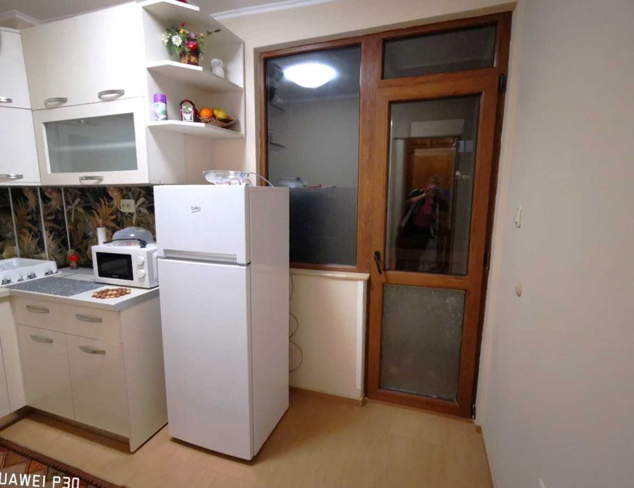 Дава се под наем Тристаен апартамент в Пловдив, Център - 65 кв.м за 459 € - Снимка #1