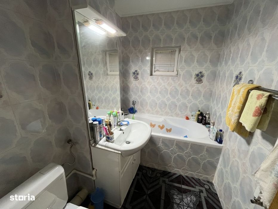 Fasleza nord, str Unirii, apartament cu 4 camere, decomandat, et 3/4!